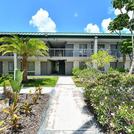Sarasota Cay Club #612 - Heated Pool, Bunk Beds, Huge Tv, Tiki Bar, More! South Bradenton Kültér fotó