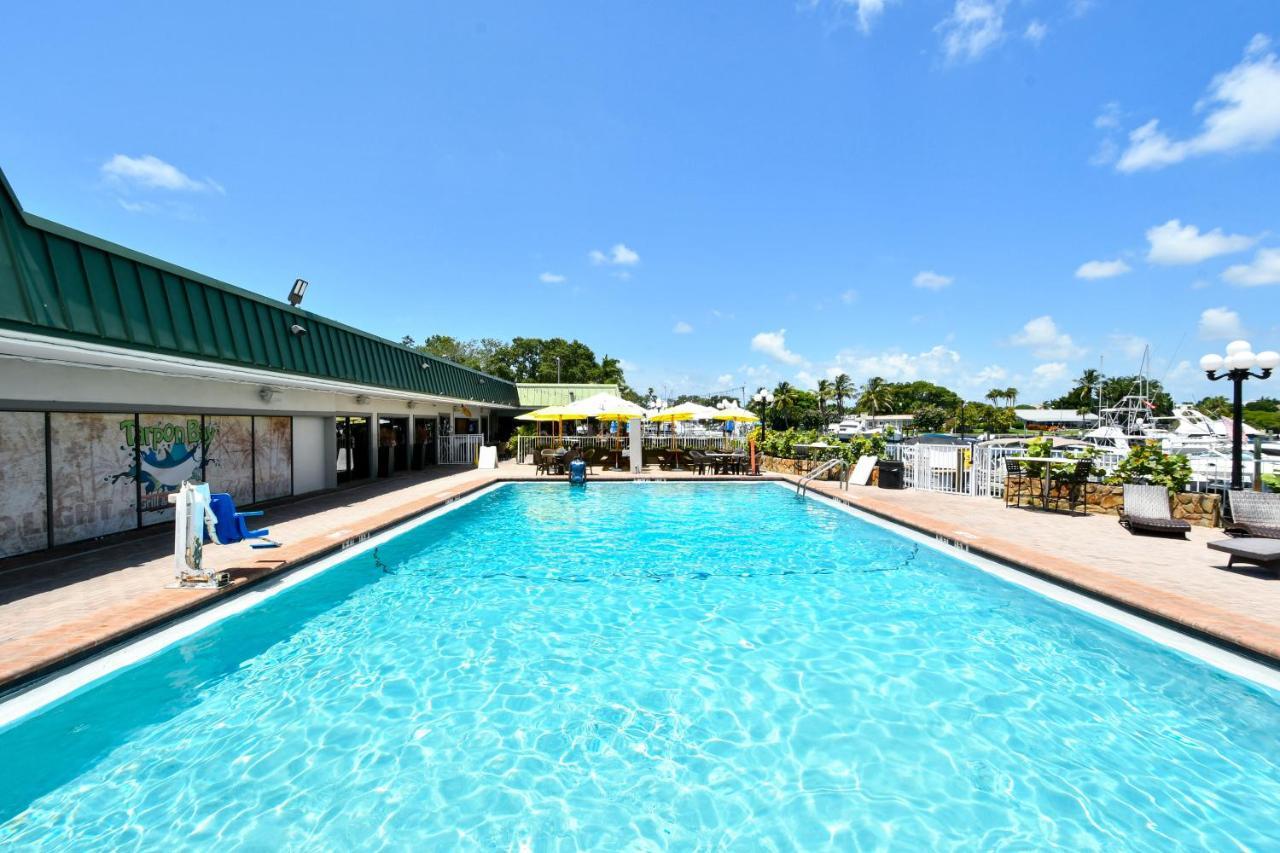 Sarasota Cay Club #612 - Heated Pool, Bunk Beds, Huge Tv, Tiki Bar, More! South Bradenton Kültér fotó